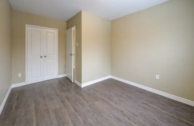 FULLY RENOVATED 2-BDRM – ALL UTILITIES INCLUDED – MOVE-IN READY! - Photo 8