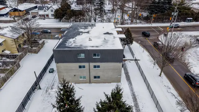 FULLY RENOVATED 2-BDRM – ALL UTILITIES INCLUDED – MOVE-IN READY! - Photo 16