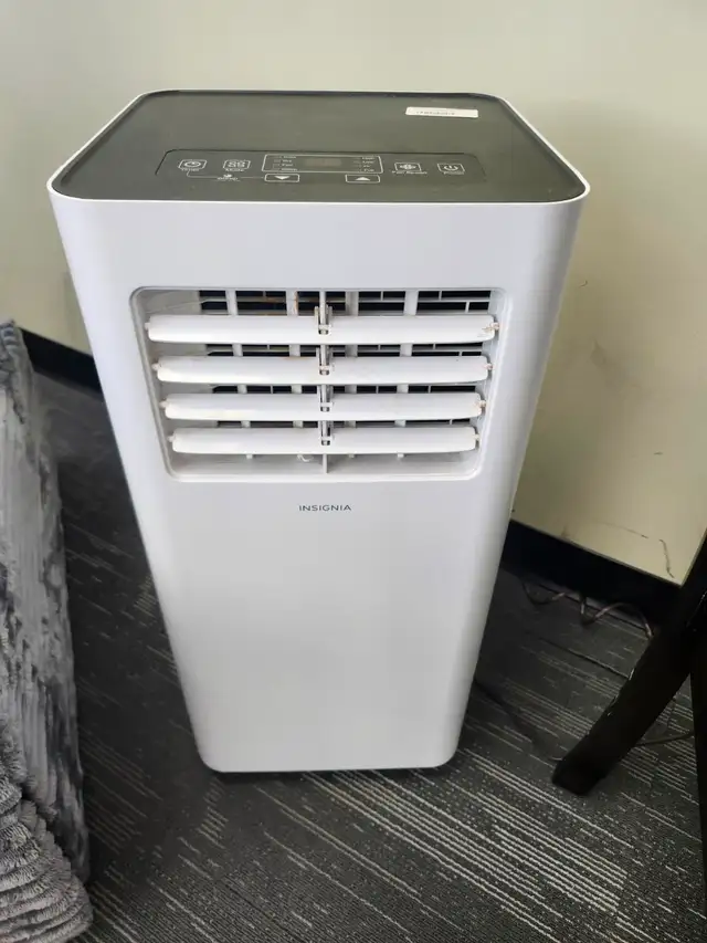 CASH SALE - Insignia  Portable Air Conditioner