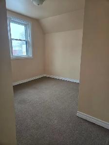 2 Bedroom plus Den - Photo 8