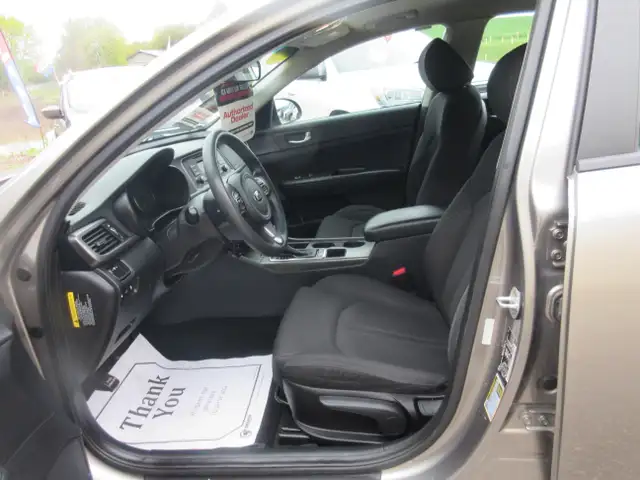 2016 Kia Optima LX - Photo 10