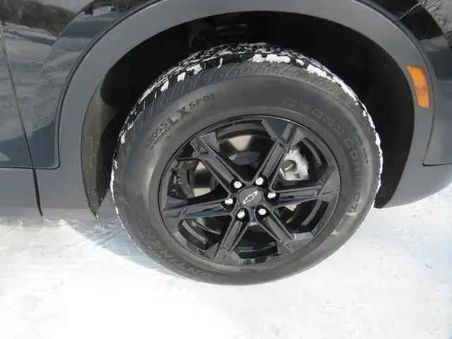2025 Chevrolet Blazer 2LT AWD - Photo 11