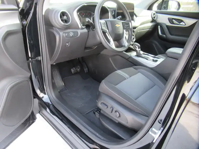 2025 Chevrolet Blazer 2LT AWD - Photo 13