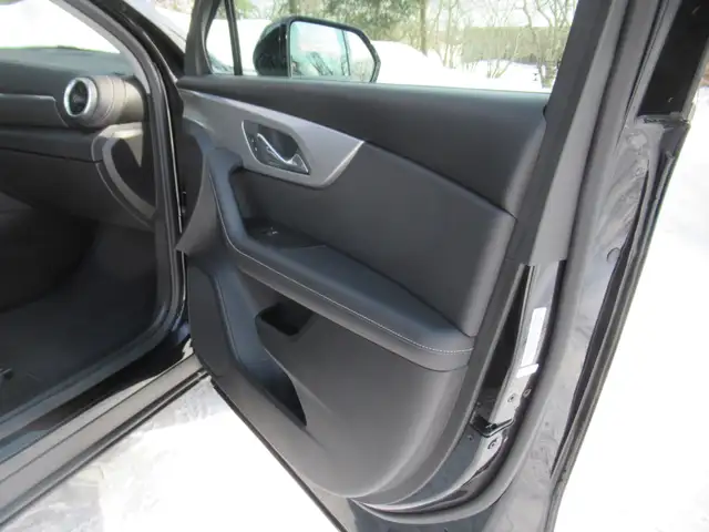 2025 Chevrolet Blazer 2LT AWD - Photo 20