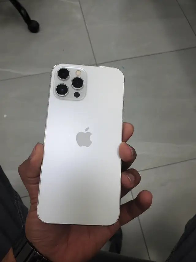 Pre-Owned iphone 12 pro max 128GB $599 on sale with 1 year Warra - Photo 2