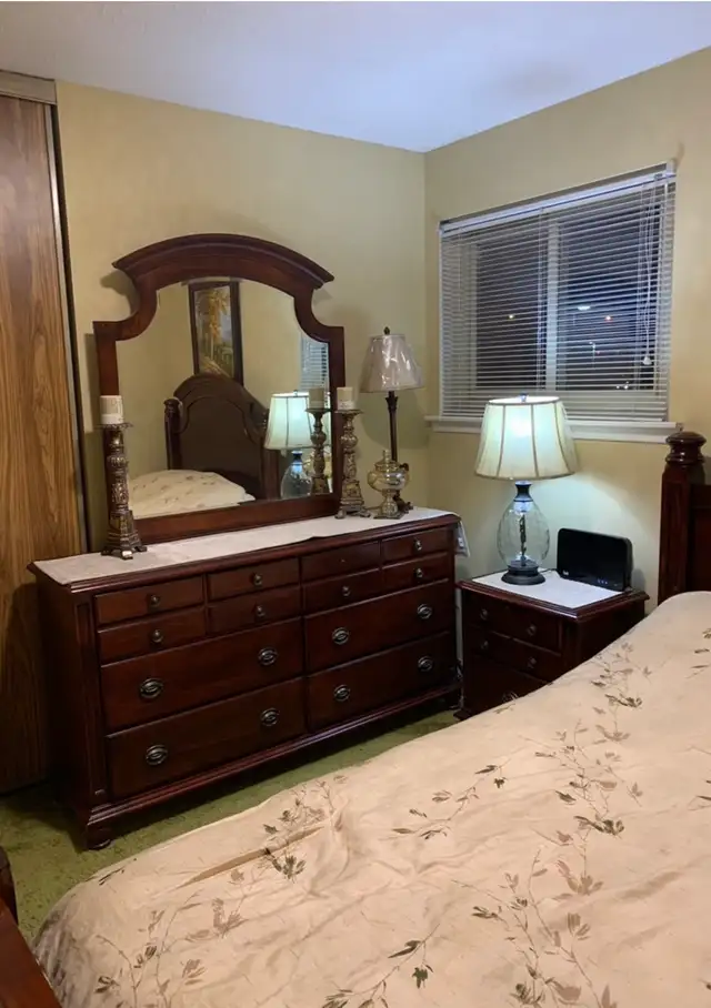 PRIVATE FURNITURE ROOM FOR RENT - Photo 2