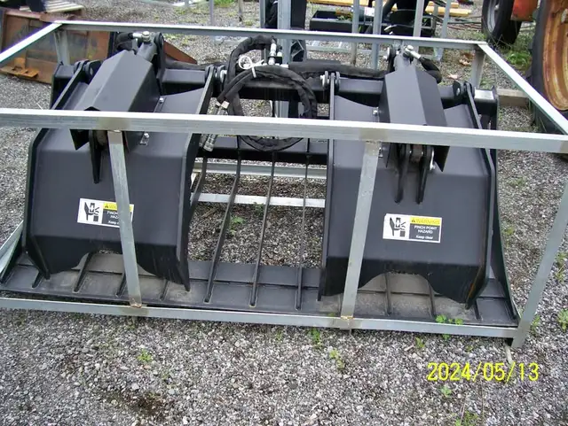 72" Skid Steer Rock Grapple Bucket – High Capacity & Reliable