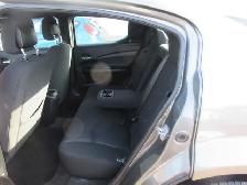 2012 Dodge Avenger SXT - Photo 11