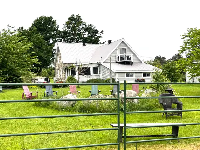 Fermette de 52 acres  en Estrie avec maison ancestrale . - Photo 13