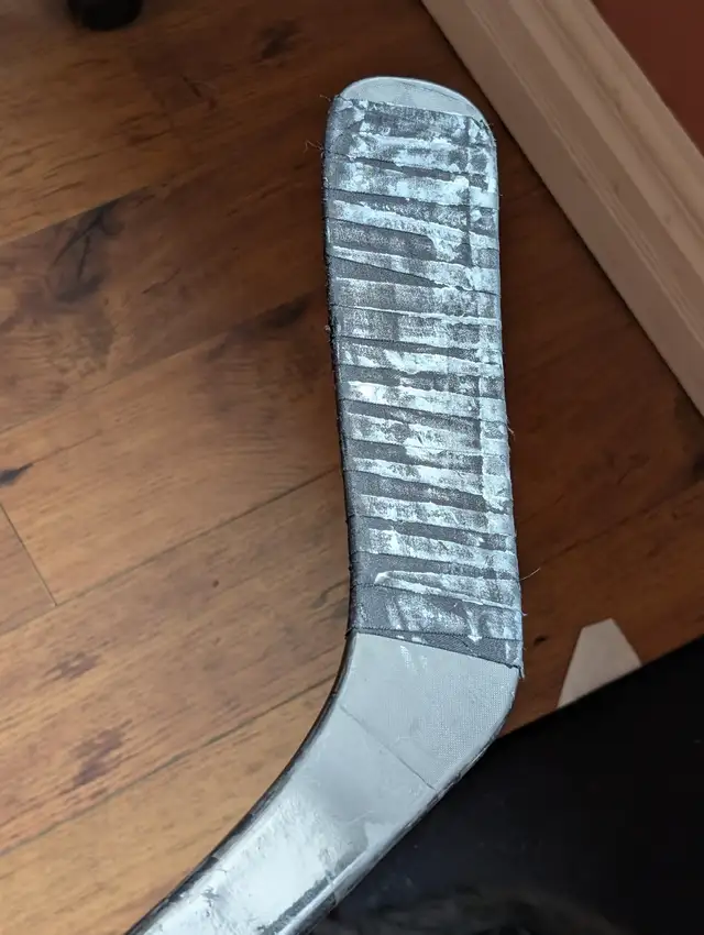 Pro Blackout Extra Light senior hockey stick - Photo 5