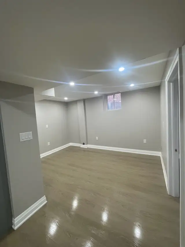 basement for rent - Photo 6