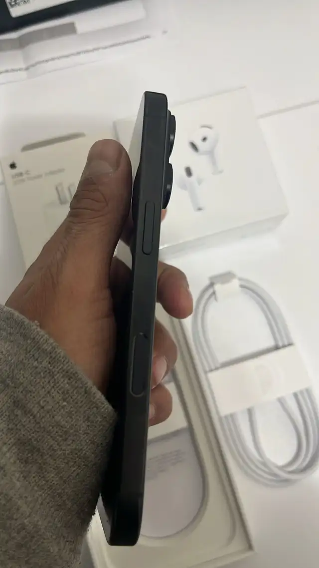 iPhone 16 Pro 256gb Airpods Package/Delivery - Photo 5