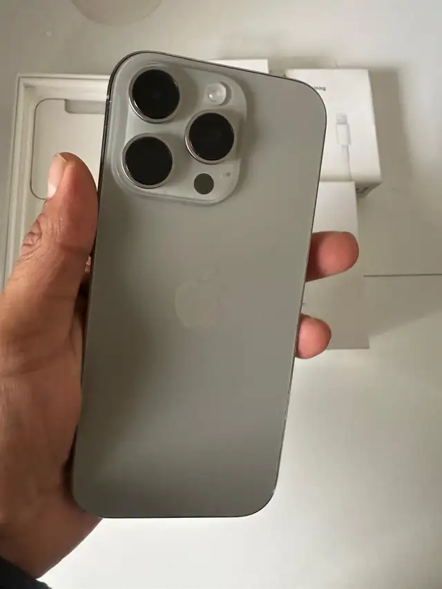 iPhone 16 Pro 128gb Airpods/Fast Charger/Delivery - Photo 3