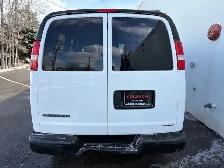 2019 Chevrolet Express Passenger LS 2500 12 PASSENGER-CAMERA-V - Photo 4
