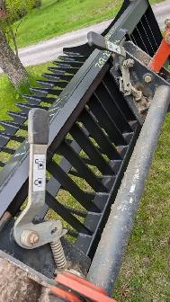 84" Skid Steer Rock Bucket – Heavy Duty & Durable - Photo 2