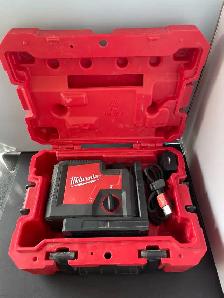 MILWAUKEE 3 POINT LASER 3510-20 W/CASE