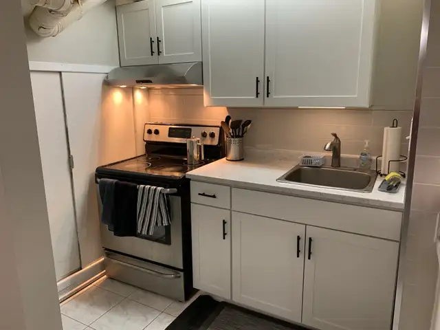 U of Waterloo / Laurier Off-Campus Housing – Cardill Crescent - Photo 6