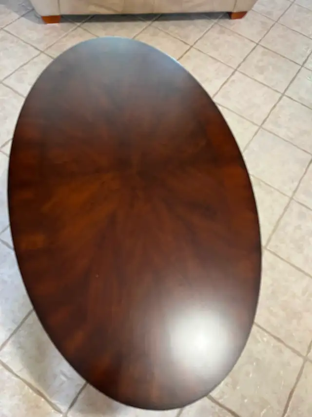 Coffee table and side table - Photo 3