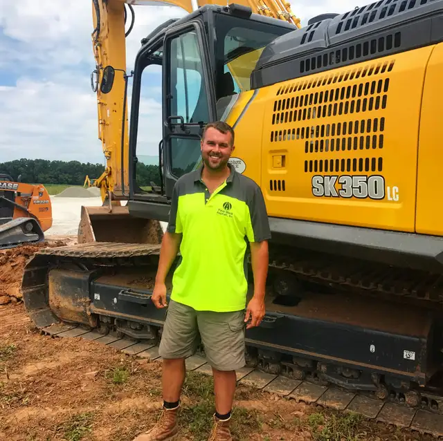 Sales Associate – Paving & Asphalt Sealing - Photo 4