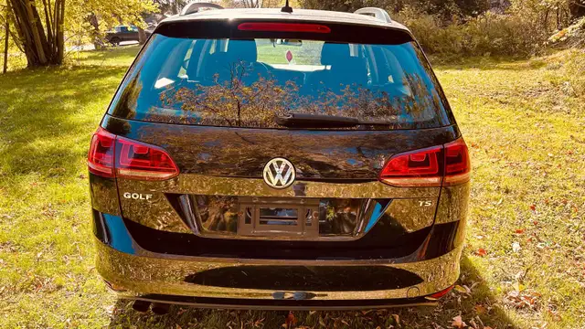 2017 Volkswagen Golf SportWagen TSI S - Photo 5