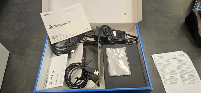 Playstation VR System - Photo 4