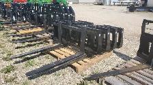 Skid Steer Pallet Fork – Efficient & Reliable for Forklifts