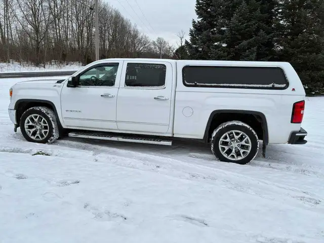 2015 Sierra 1500 4WD Crew Cab SLT - Photo 3