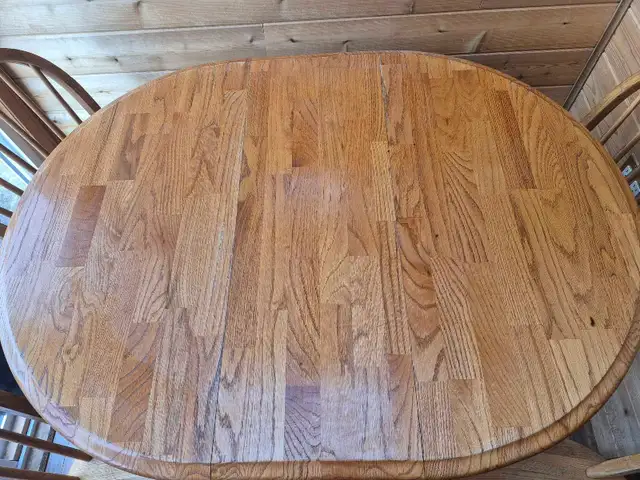 Solid Oak Table - Photo 3