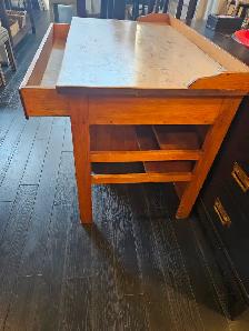 Classic writing desk. - Photo 4