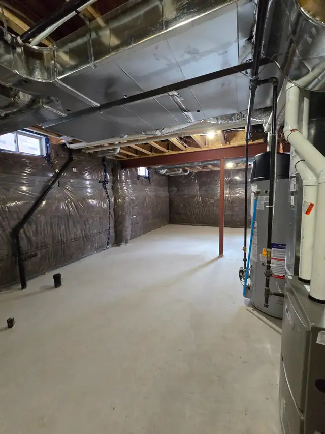 New 4-Bed House   Yard/Garage/Bsmt/AC/Laundry Incl (Auckland Dr) - Photo 11