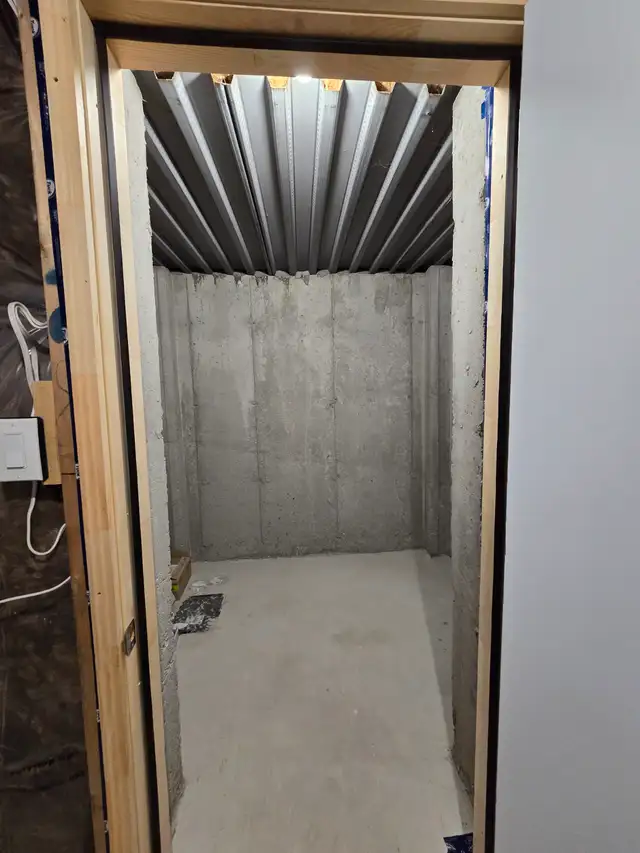 New 4-Bed House   Yard/Garage/Bsmt/AC/Laundry Incl (Auckland Dr) - Photo 12