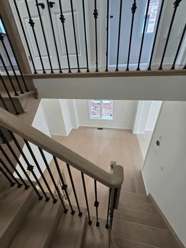 New 4-Bed House   Yard/Garage/Bsmt/AC/Laundry Incl (Auckland Dr) - Photo 20