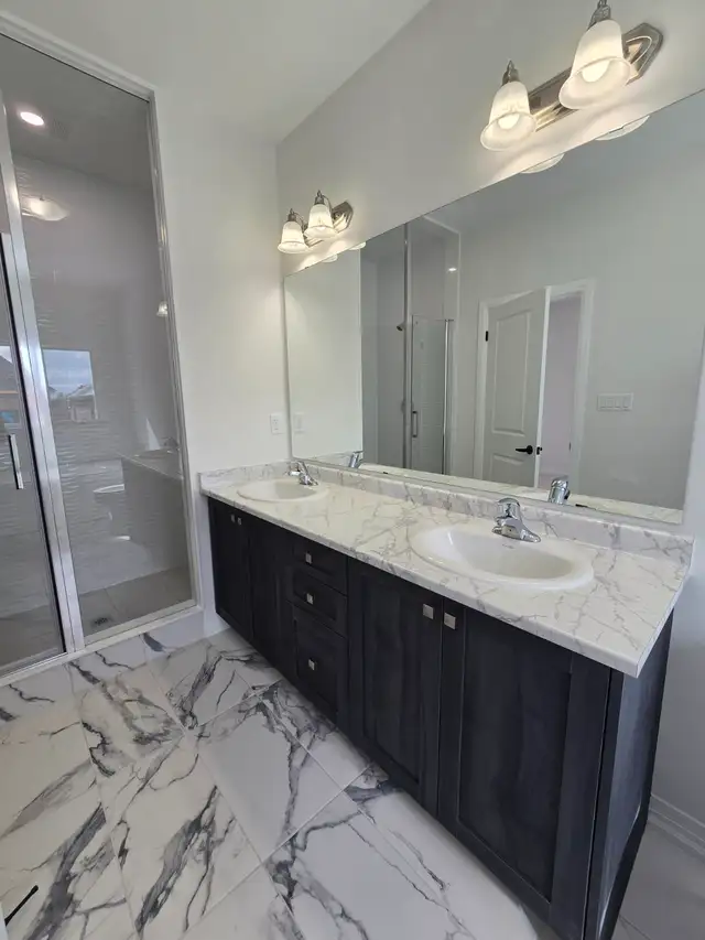 New 4-Bed House   Yard/Garage/Bsmt/AC/Laundry Incl (Auckland Dr) - Photo 26