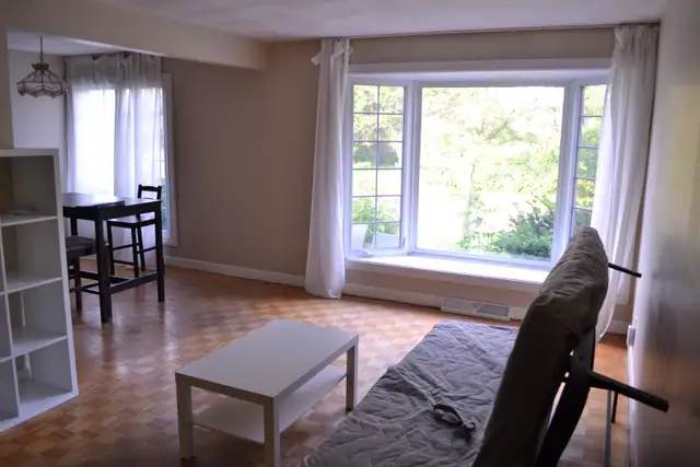 All-inclusive private room near Bank St. & Walkley Rd. - Photo 3