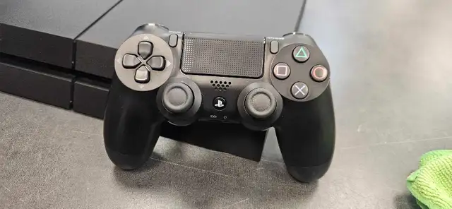 Sony PS4 500GB Console - Photo 2