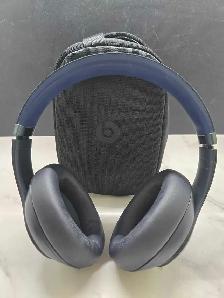 Beats Studio Pro With Case