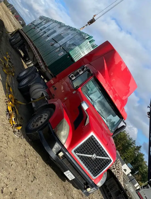 AZ City Flatbed Driver - Photo 2