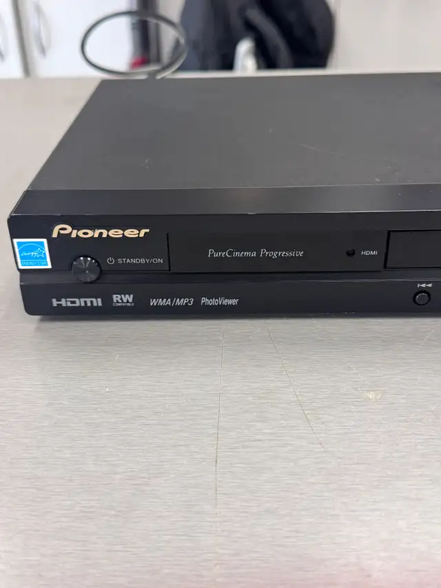 Pioneer DV-490V DVD Player - Photo 2