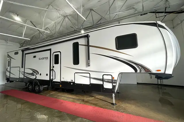 2022 Forest River Sabre Cobalt 38DBQ – Pre-owned 5th Wheel - Photo 2