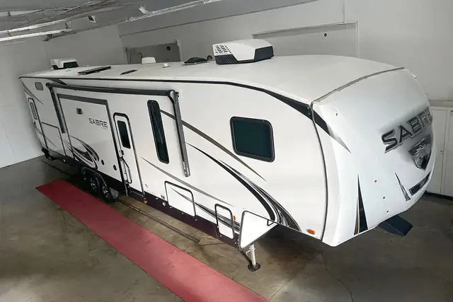 2022 Forest River Sabre Cobalt 38DBQ – Pre-owned 5th Wheel - Photo 6
