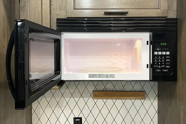 2022 Forest River Sabre Cobalt 38DBQ – Pre-owned 5th Wheel - Photo 21