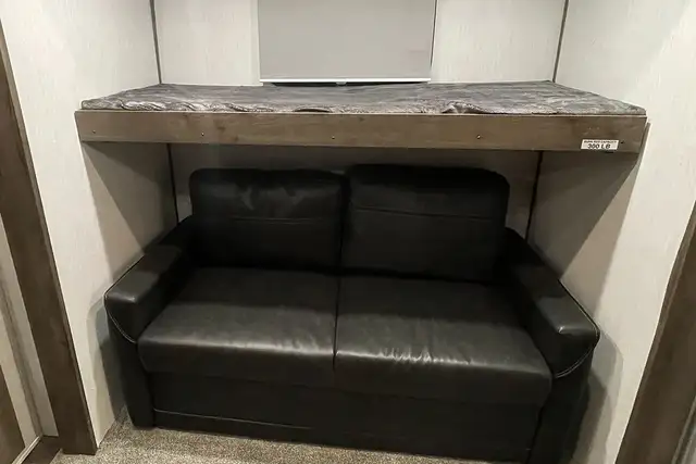 2022 Forest River Sabre Cobalt 38DBQ – Pre-owned 5th Wheel - Photo 27