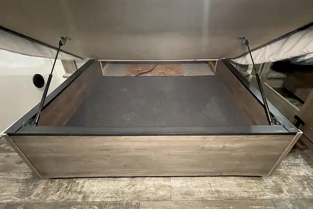 2022 Forest River Sabre Cobalt 38DBQ – Pre-owned 5th Wheel - Photo 38