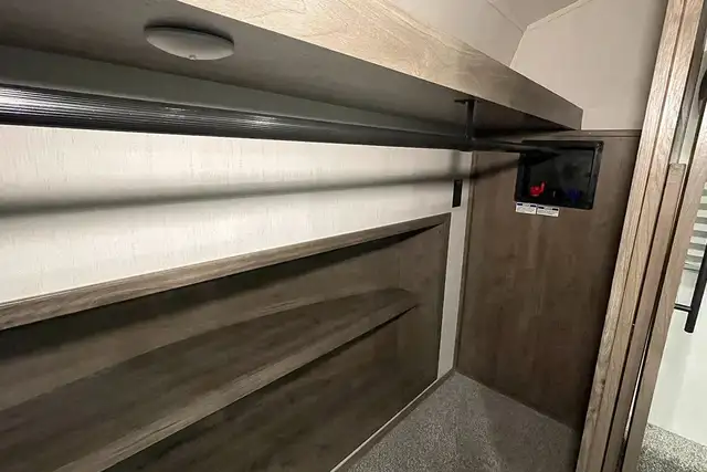 2022 Forest River Sabre Cobalt 38DBQ – Pre-owned 5th Wheel - Photo 41