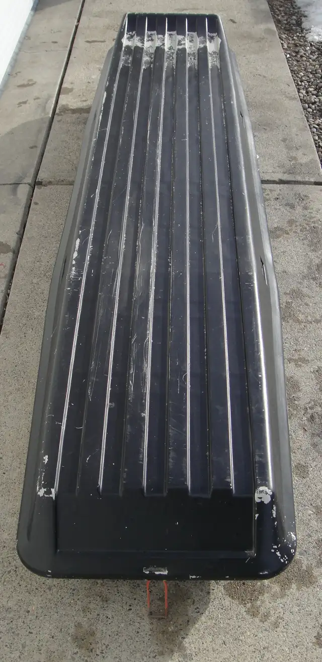 THULE 250 ROOF TOP CARGO CARRIER / SKI BOX - Photo 2