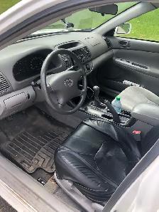 Toyota Camry - Photo 5