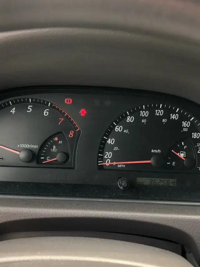 Toyota Camry - Photo 7