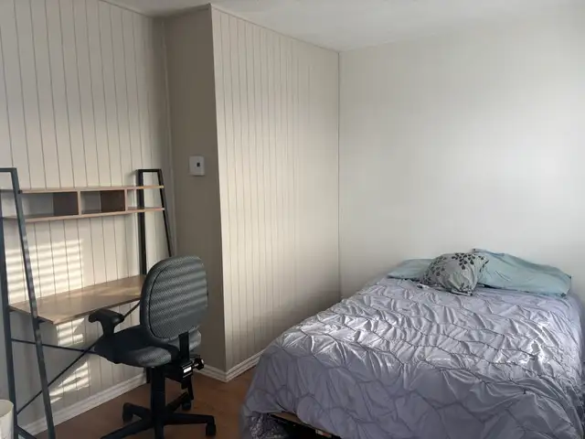 Très belle et grande chambre à louer, Marie Incarnation libre - Photo 3