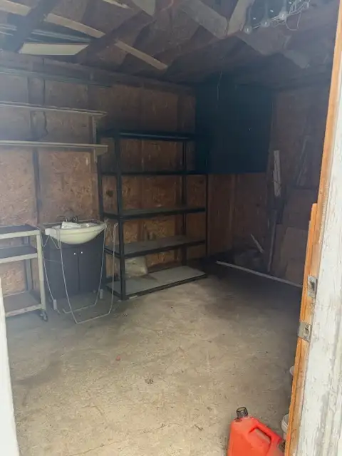 Garage à louer pour entreposage 10X15 Libre - Photo 2