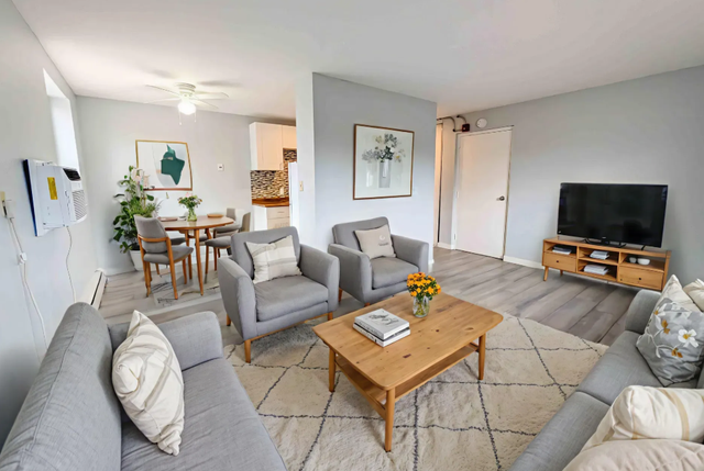 154 Lakeport Rd, St. Catharines (Unit 1) - 1 Bedroom Apartment